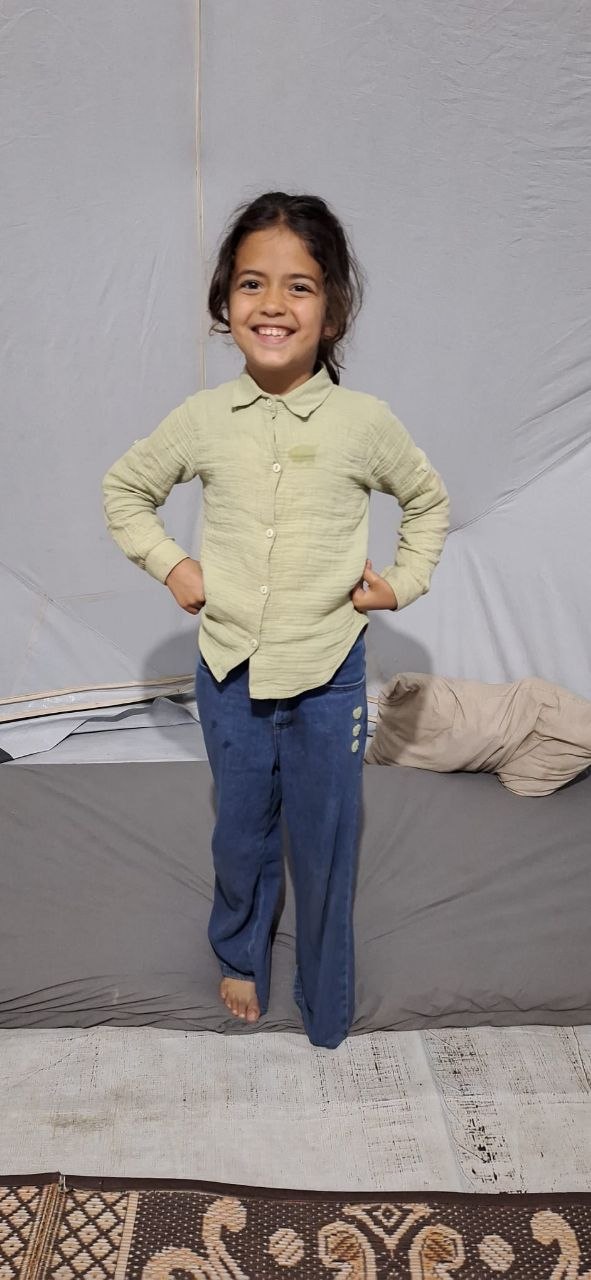 عزة